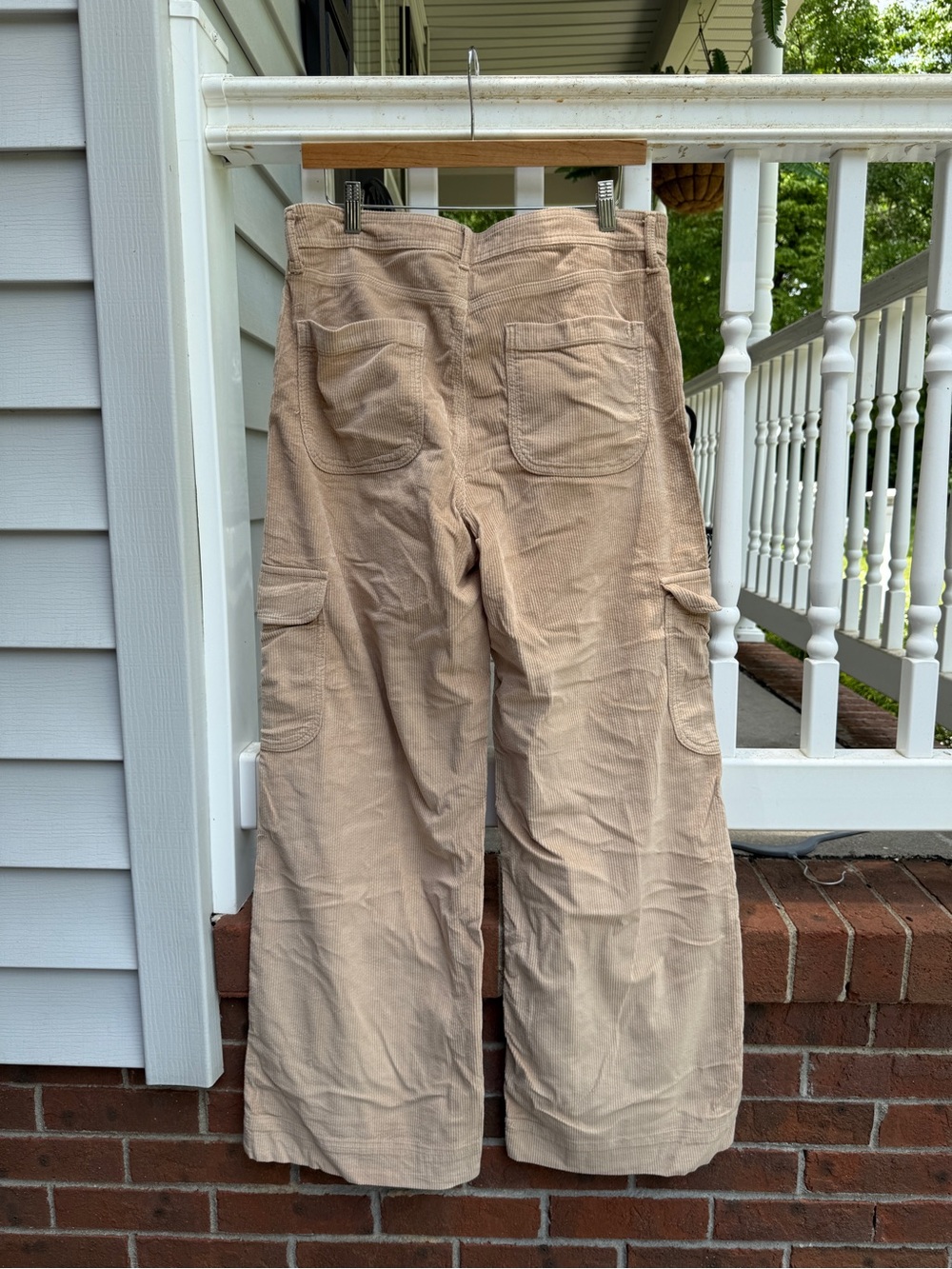 American Eagle Super High Rise Baggy Wide Leg Tan Corduroy Pants Size 12 Women - Picture 5 of 9